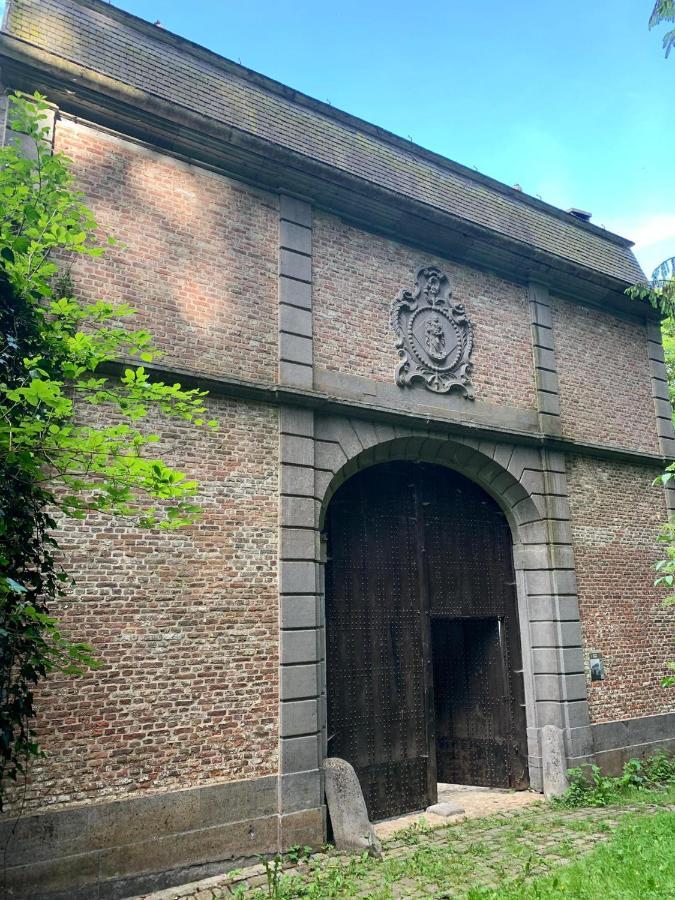 La Porterie De L'Abbaye De Marche Les Dames Namur Exterior photo