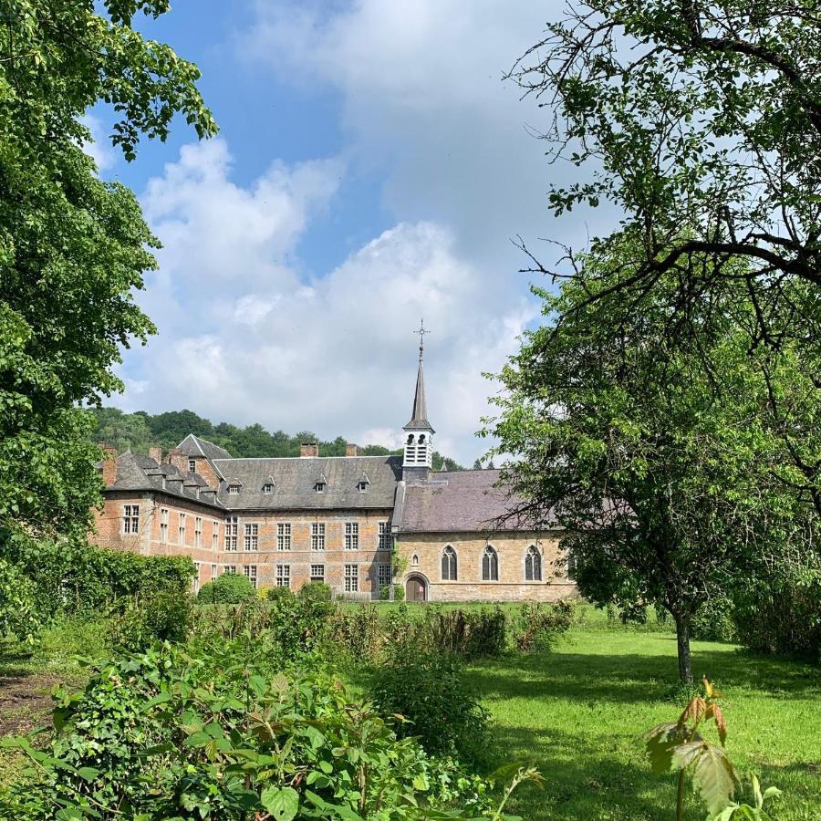 La Porterie De L'Abbaye De Marche Les Dames Namur Exterior photo